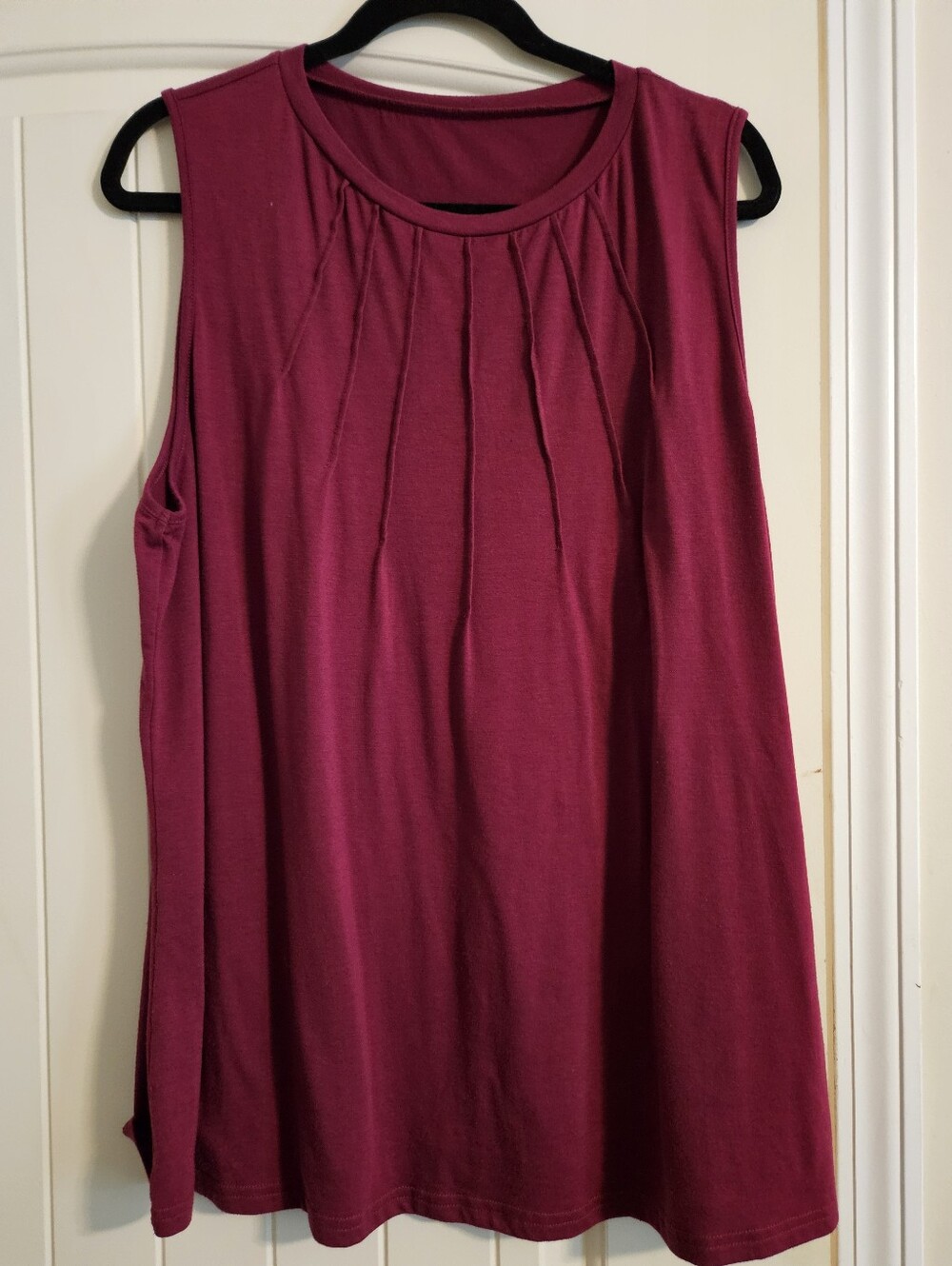Women's Plus Sleeveless Pleat-Detail Tank Top - Berry